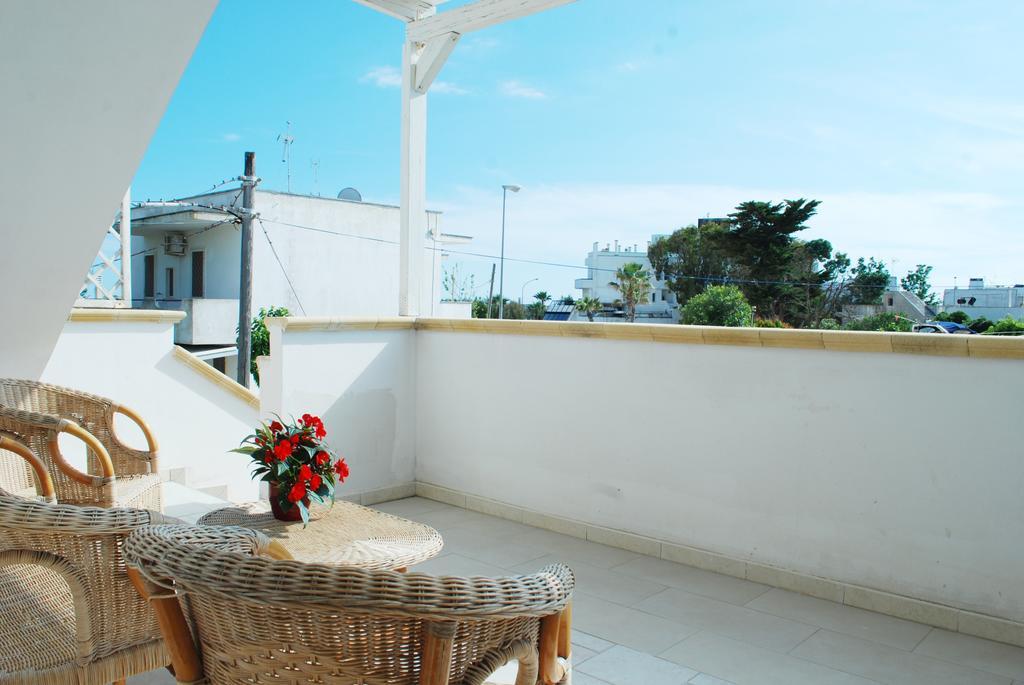 Dimora Il Girasole Hotel Torre San Giovanni Ugento Ngoại thất bức ảnh